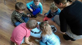 Złoty liść Krasnoludka Bajkodłubka