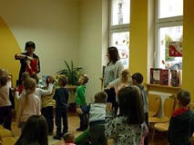 Książka z dziurą, opowiadanie o skarpetce i inne atrakcje