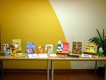 Książka z dziurą, opowiadanie o skarpetce i inne atrakcje