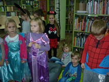 5 listopada - DZIEŃ POSTACI Z BAJEK