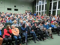 Na spotkanie z Robertem Biedroniem przyszło bardzo dużo osób