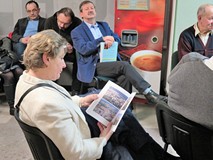 Podczas spotkania uczestnicy mogli dostać egzmeplarz książki