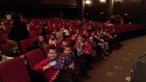 W teatrze