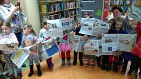 Zimowe zabawy w bibliotece