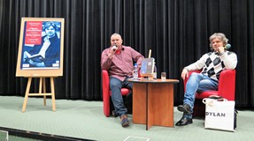 Filip Łobodziński i Piotr Pawłowski podczas spotkania w KBP