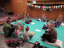 Yoga Life Club na Orientalnej nocy w bibliotece