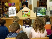 Teatrzyk Kamishibai - to ciekawa forma przedstawienia starej koszalińskiej legendy