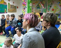 Grupa uczniów z paniami nauczycielkami