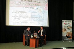 Autor opowiada o swojej publikacji