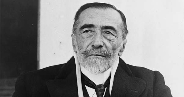 Na ilustracji Joseph Conrad źródło zdjęcia: Wikipedia