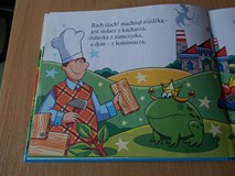 Książka otwarta na wybranej stronie