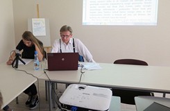 Uczestnicy warsztatów głośnego czytania