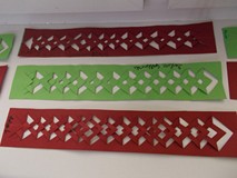 Zakładki do książek zrobione z resztek kolorowych papierów