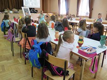 Uczestnicy warsztatów literackich w Świeszynie