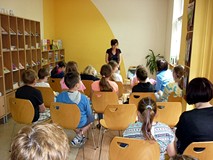 Spotkanie z autorką książek dla dzieci Małgorzatą Strękowską-Zarembą