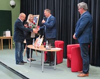 Dyrekcja KBP składa gratulacje Cezarowi Łazarewiczowi