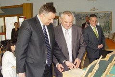 Cenny dar dla biblioteki