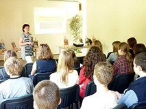 PROBLEMY MŁODZIEŻY W LITERATURZE