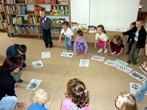 Biedronki w bibliotece