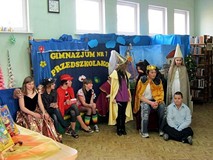 Gimnazjaliści przedszkolakom