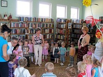 Przedszkolaki w bibliotece